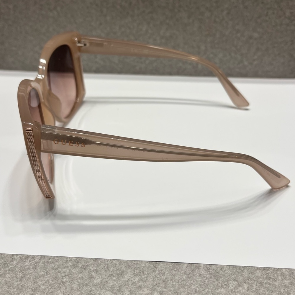 Guess Beige Cat-Eye Sunglasses with Pink Gradient Lenses - Picture 2 of 8